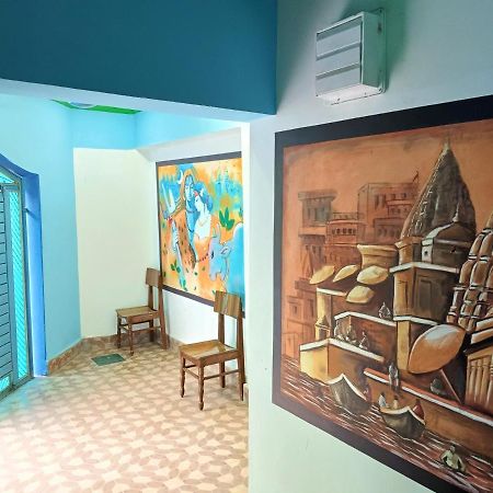 Trinetra Inn Varanasi Exterior foto